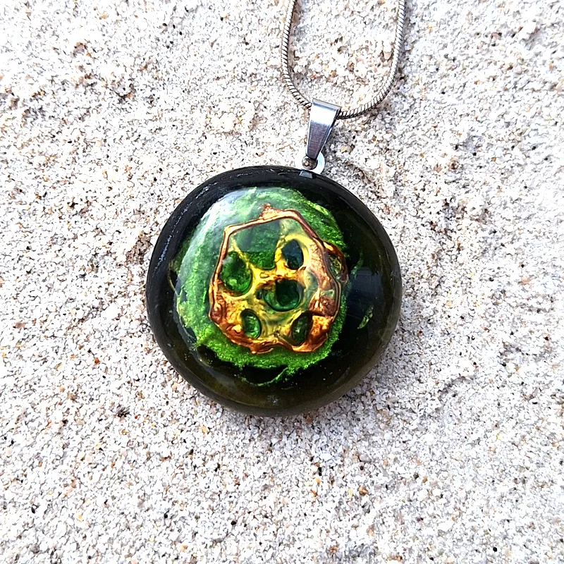 symbolic jewelry for emotional balance and connection, glass pendant for heart chakra healing and mindfulness, meaningful handmade necklace for love and openness